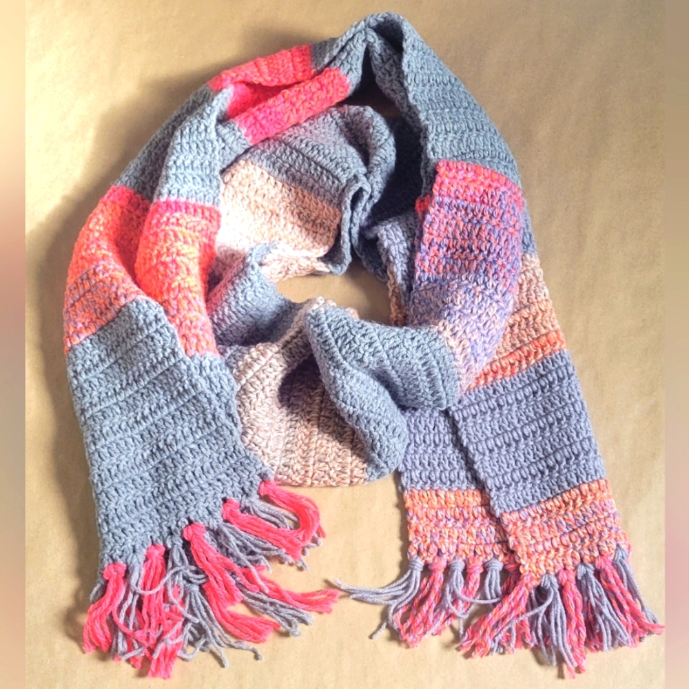 Crochet scarf